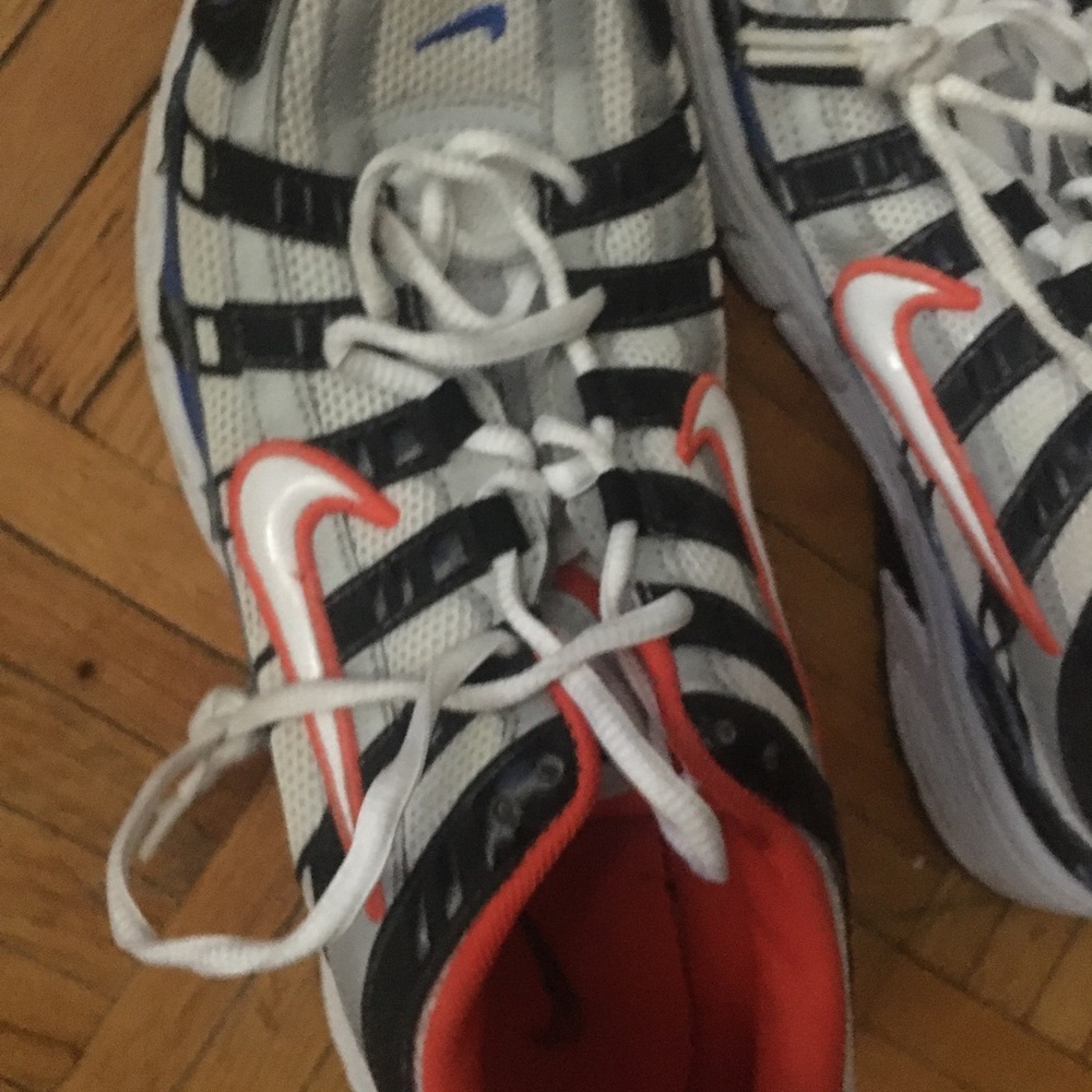 Nike bowerman air max